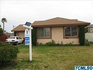 1st image of 2720 N Highland Ct