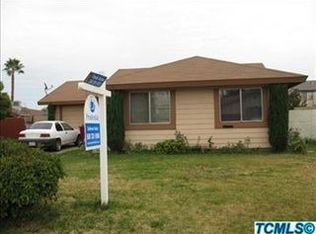 2720 N Highland Ct, Visalia, CA 93291
