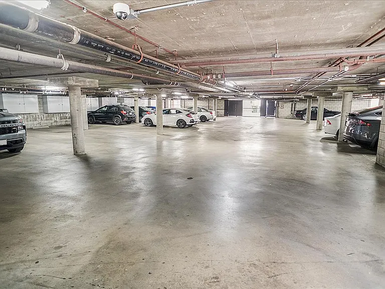 Parking Garage