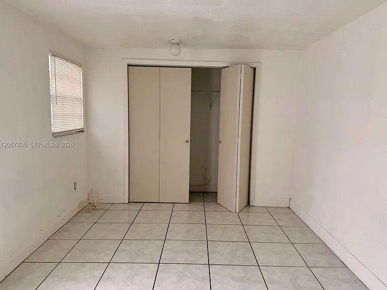 9815 SW 51st Ter #B — Photo 4
