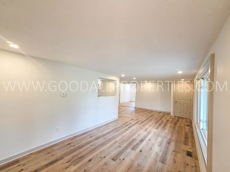 32357 Homestead Cir — Photo 5
