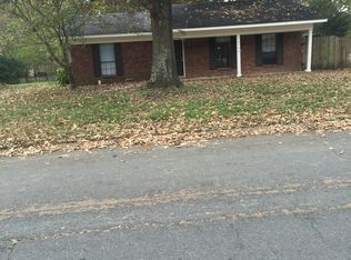 5189 Haynes Dr, Horn Lake, MS 38637