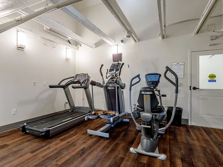Pancratia Hall Lofts — Photo 5