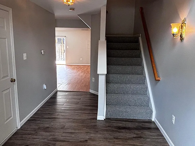 11105 Doubleday Ln — Photo 4
