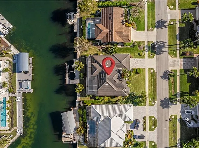 409 Waterleaf Ct — Photo 24