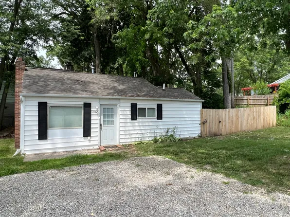 3102 W Michigan Ave, Lansing, MI 48917