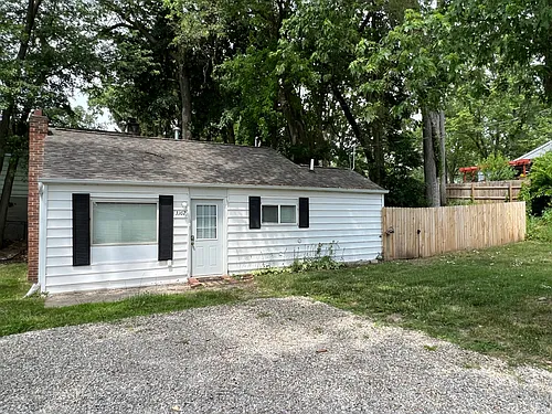 3102 W Michigan Ave Photo 1