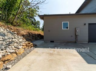 1815 N R St Unit B, Washougal, WA 98671