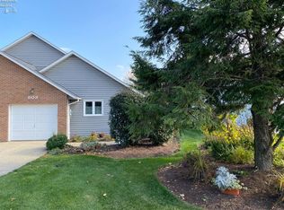 808 Martha Dr, Huron, OH
