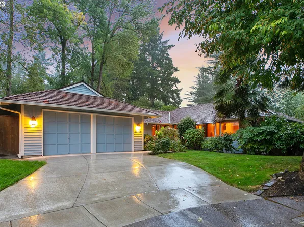 13795 SW Stirrup St, Beaverton, OR 97008