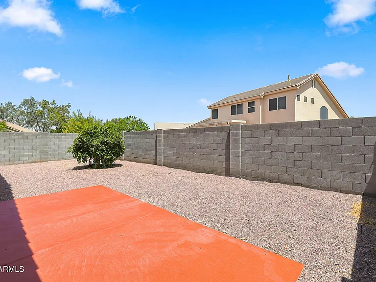 1402 E Shannon St — Photo 36