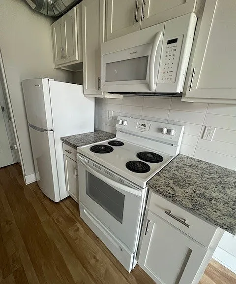R.O.C. Apartments — Photo 47