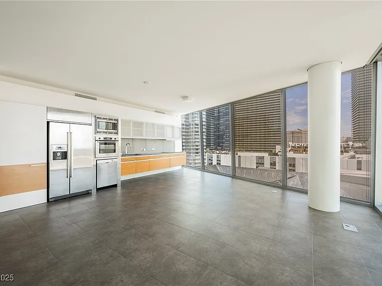 3726 Las Vegas Blvd S #1012 — Photo 3