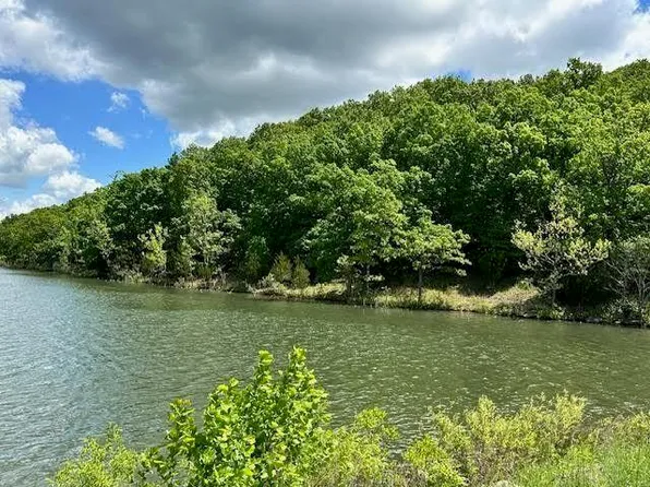 1303 View Park Circle, Horseshoe Bend, AR 72512