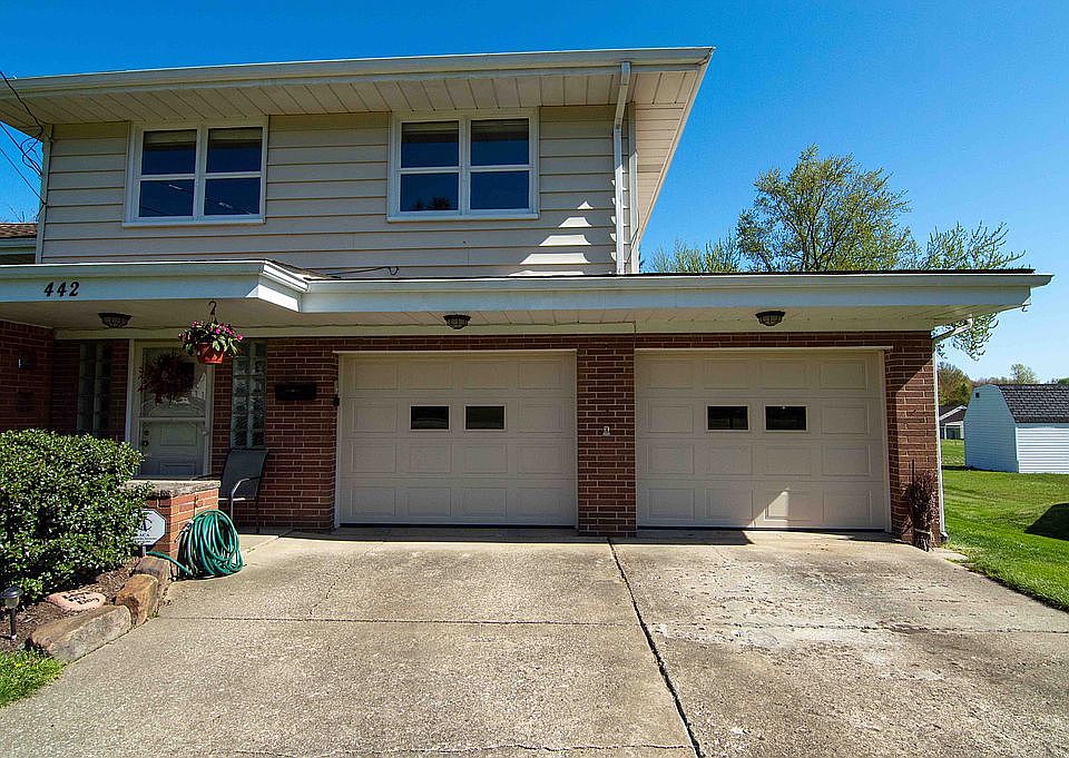 1st image of 442 Richards Dr