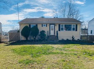 7 Nolan Rd, Allentown, NJ 08501