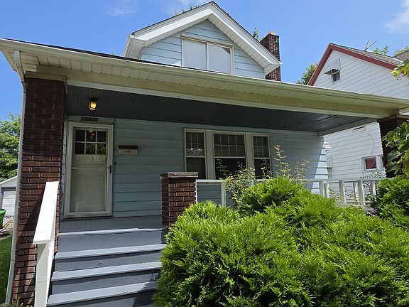 2nd image of 19801 Locherie Ave