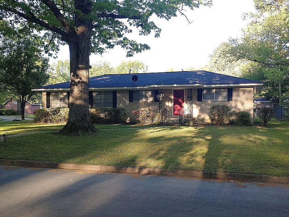 1st image of 3720 Fair Oaks Dr