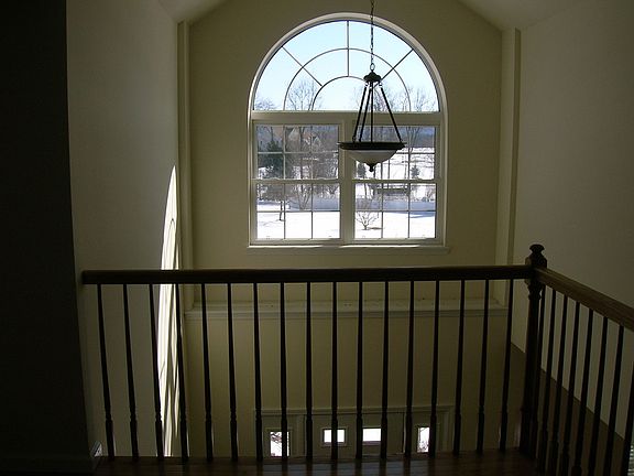 Balcony overlooking Entry