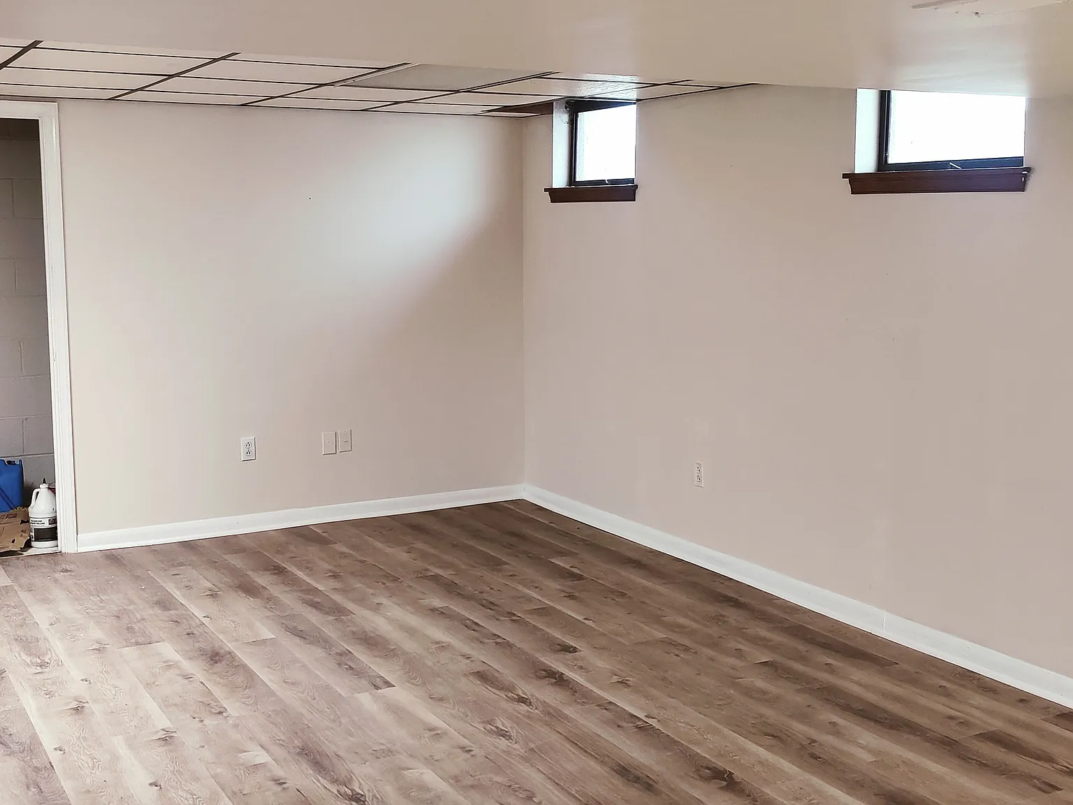 3 bed, 1.5 bath, 2043 sqft, $2,500 — Photo 4