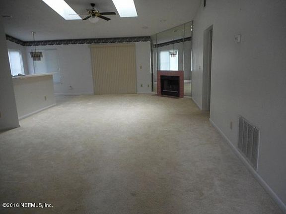 2nd image of 3574 Hampton Glen Pl