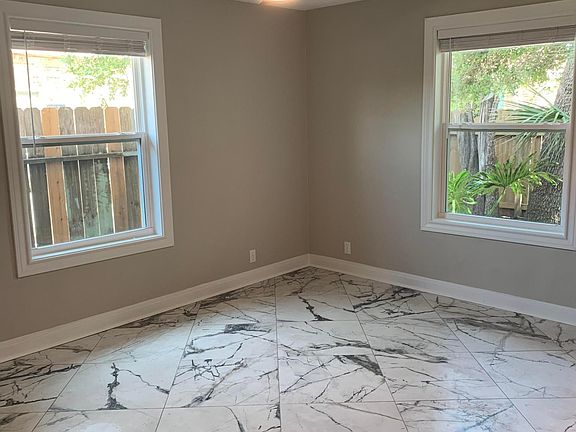 4th image of 2311 Avenue O APT 1