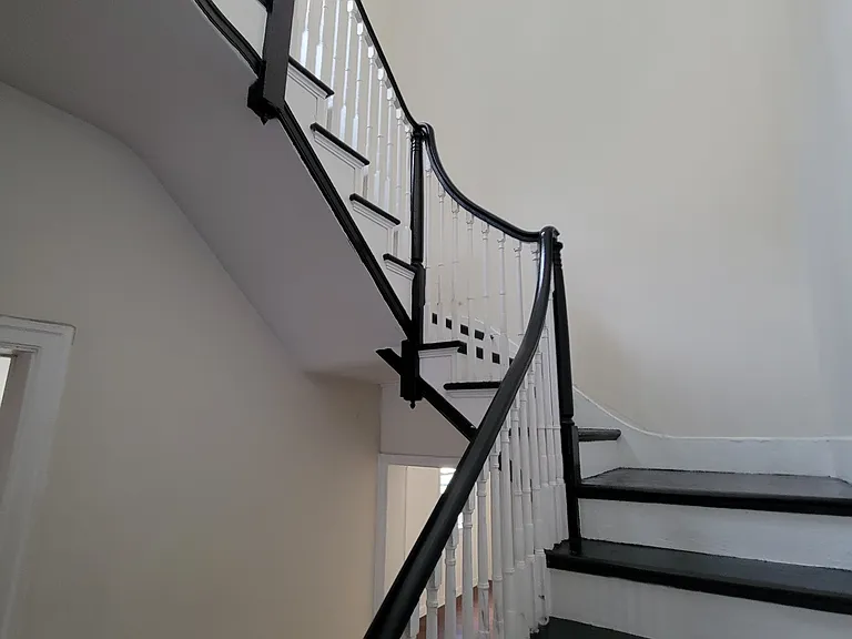 419 Fairmount Ave #B — Photo 31