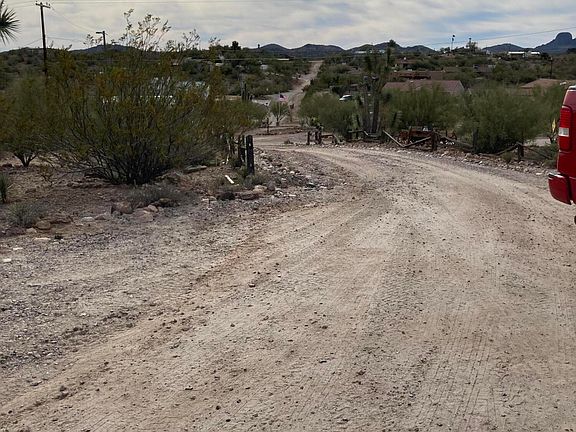 4th image of 1700 W CORRAL Drive