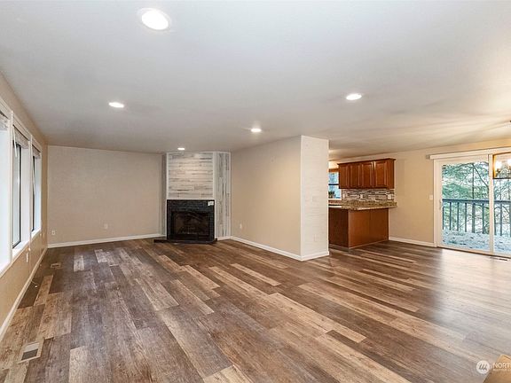 5th image of 14214 57th Avenue NW