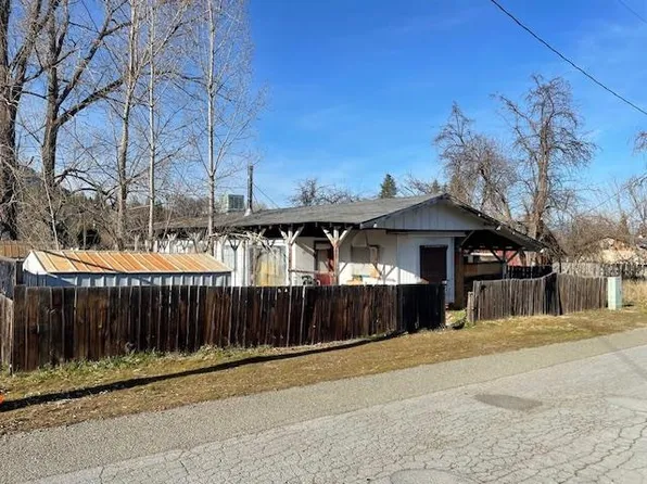 625 Oak St, Etna, CA 96027