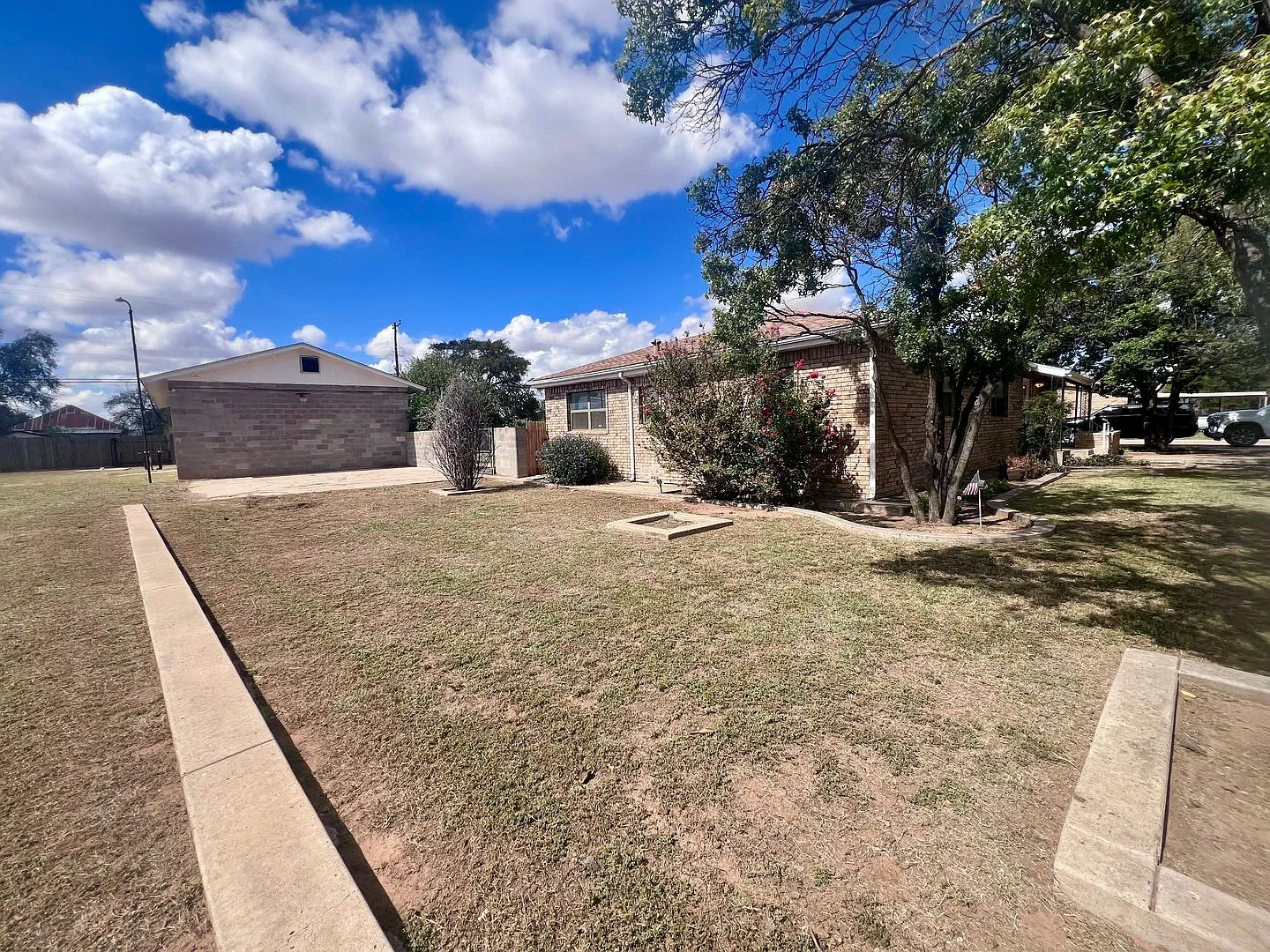 Large 3 Bedroom in Slaton — Photo 3