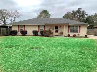 2406 Avenue B, Nederland, TX 77627