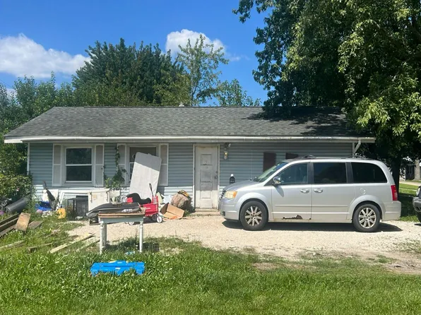 801 N Guinivere Dr, Marion, IN 46952