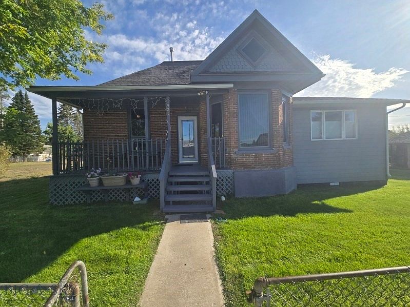 1st image of 1926 Yale Ave