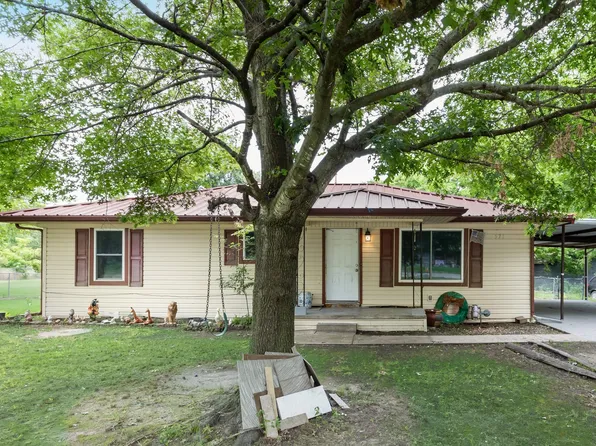 571 S 1st St, Pt, TX 75472