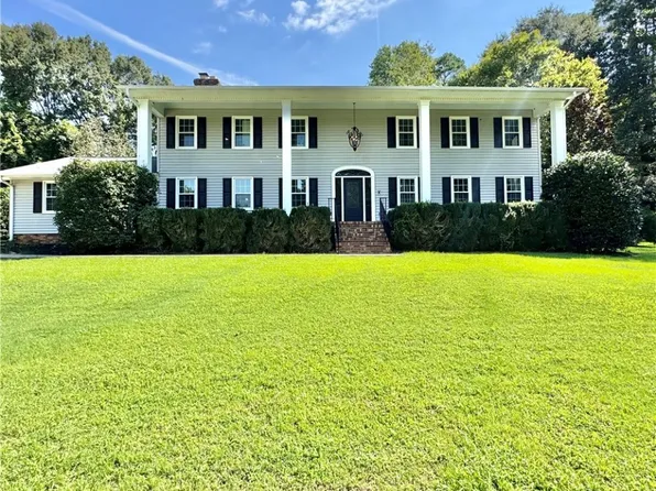 102 Buckingham Ct, Easley, SC 29640