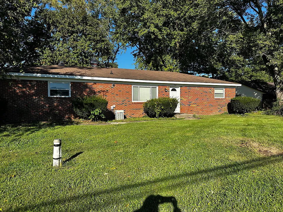 5802 Cooper Rd