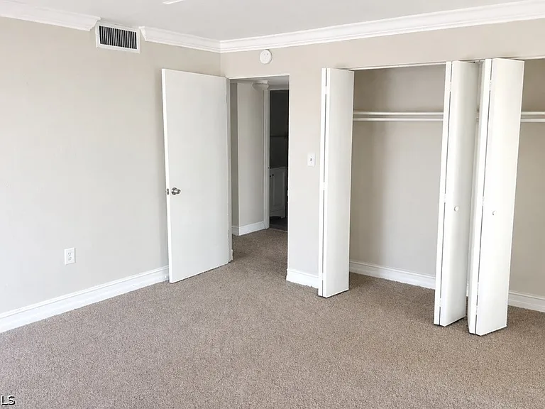1830 Maravilla Ave #712 — Photo 4
