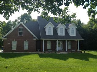 6727 Glen Lily Rd, Bowling Green, KY 42101