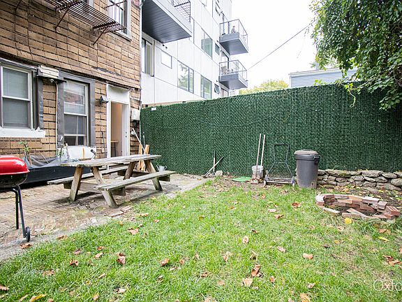 3rd image of 312 Evergreen Ave APT 1L
