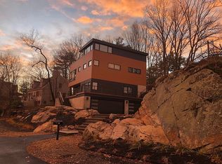 7 Pickman Rd, Beverly, MA 01915