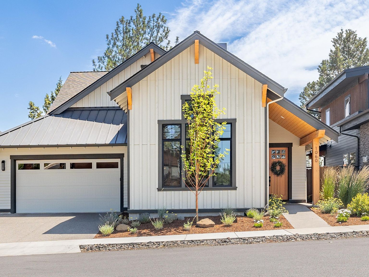 1060 N Bluebird St, Sisters, OR 97759 Zillow