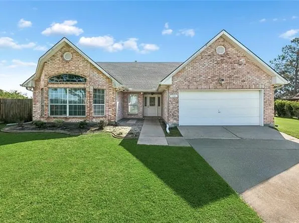 3401 Lake Lynn Dr, Gretna, LA 70056