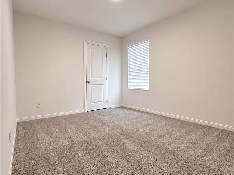 8917 Cherry Barn St — Photo 3