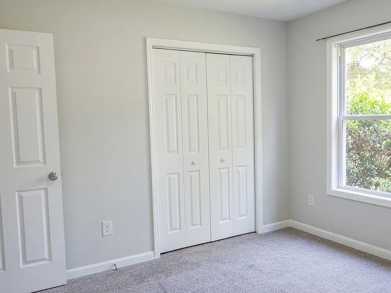Bedroom 1: Flexibility for kids bedroom/home office/guest suite