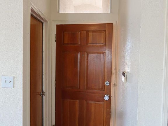 3rd image of 11800 Kings Arms Ct