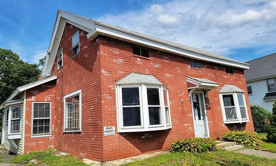 112 Mill St, Worcester, MA 01603 Zillow