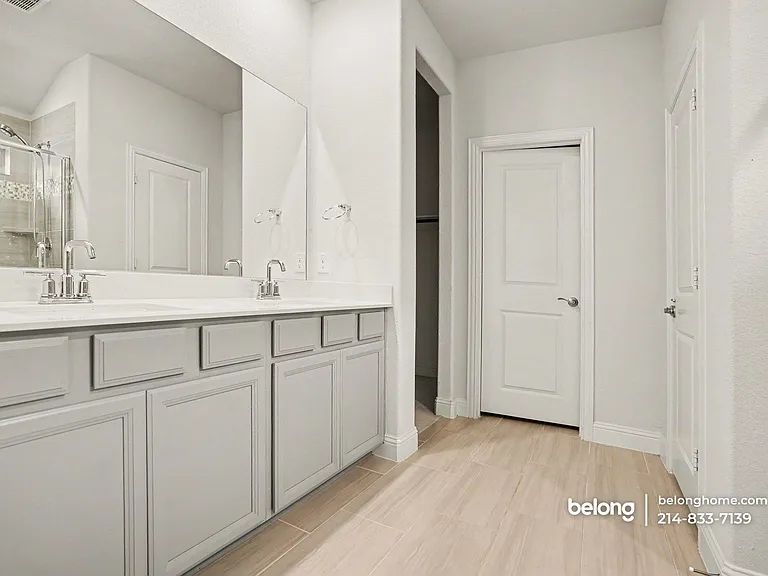 242 Maverick Ct — Photo 9