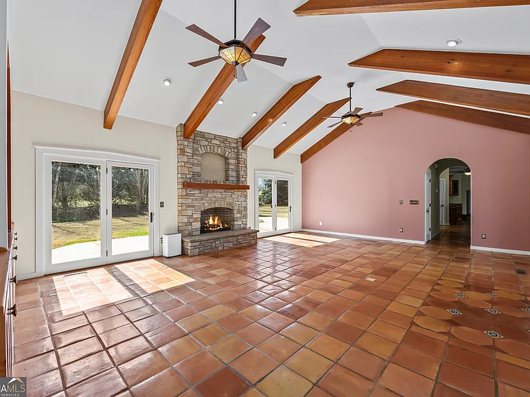 2223 Salem Rd — Photo 21