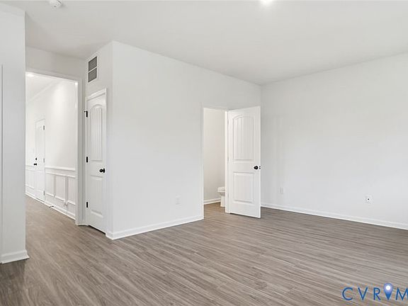 5th image of 7773 Alexandria Dr